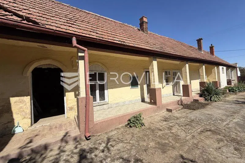 Kešinci, rustic house with a large plot of land - potential for rural tourism – 2