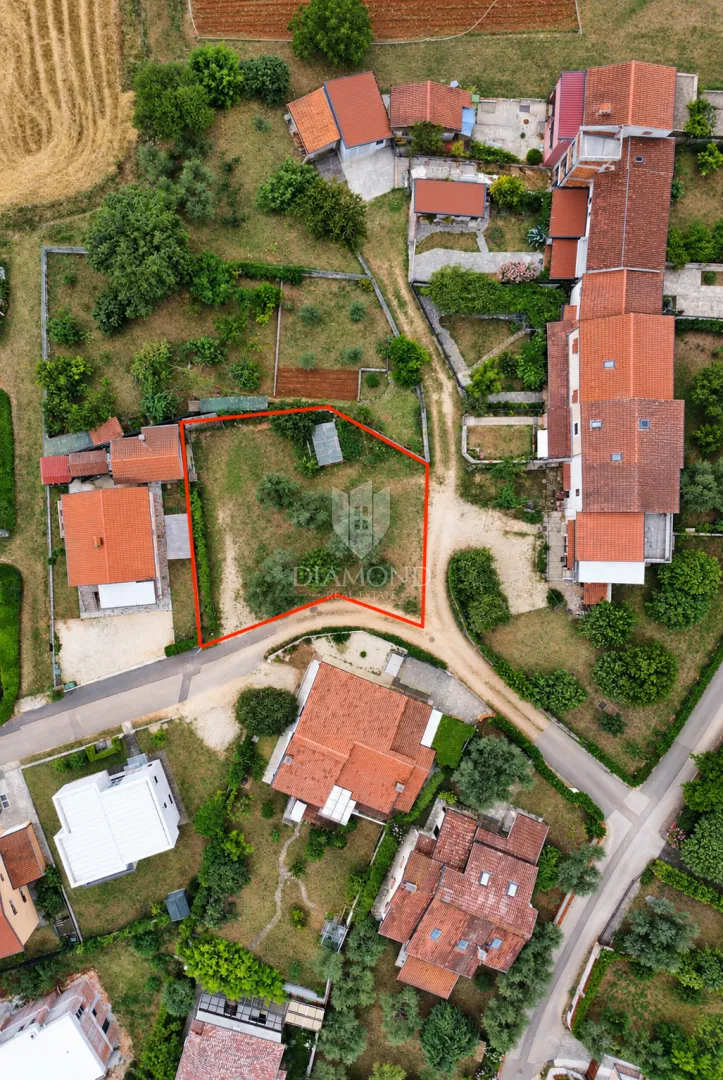 Umag, Građevinsko zemljište u okolici