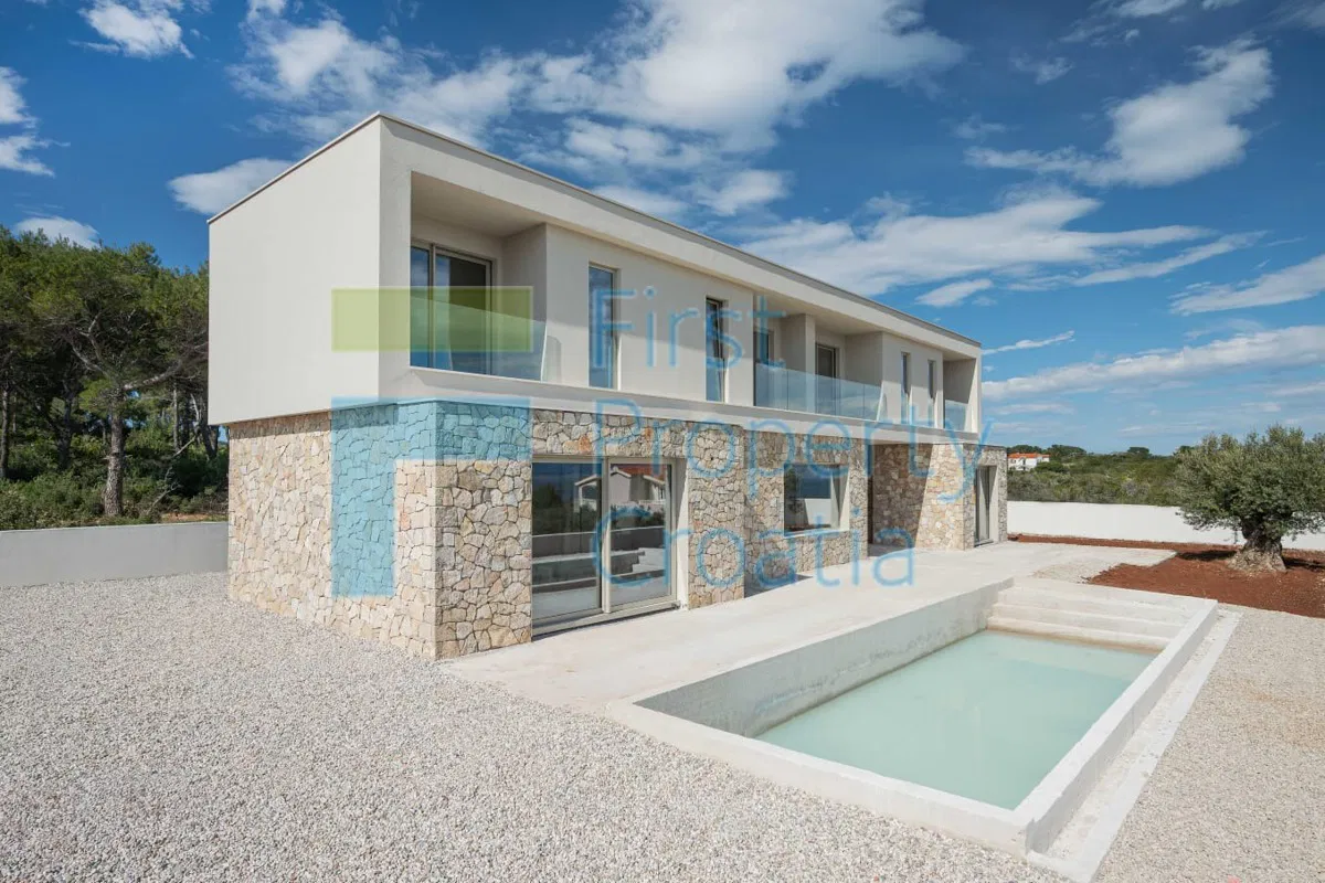 SO1771 - Modern villa építés alatt – Šolta sziget