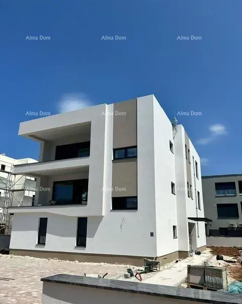 In vendita: Appartamento in una piccola palazzina con solo quattro appartamenti! – 2