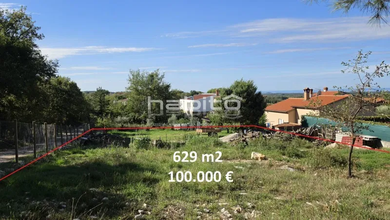 Umgebung von Porec, Višnjan – Baugrundstück in ruhiger Lage, teilweiser Meerblick