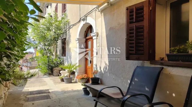 Opatija, Volosko – Wohnung mit Apartment nur 50m vom Meer entfernt