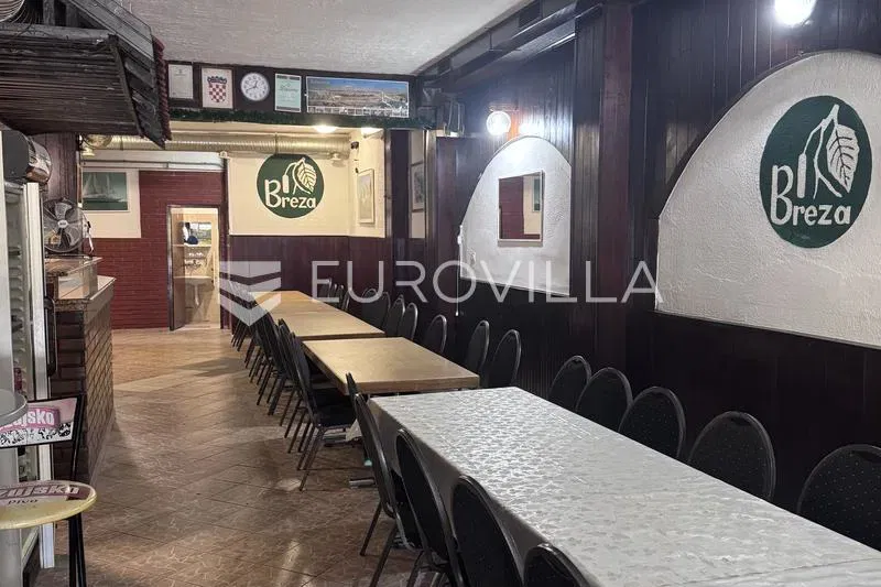 Slavonski Brod, Jelas, poslovni prostor površine cca 80 m²