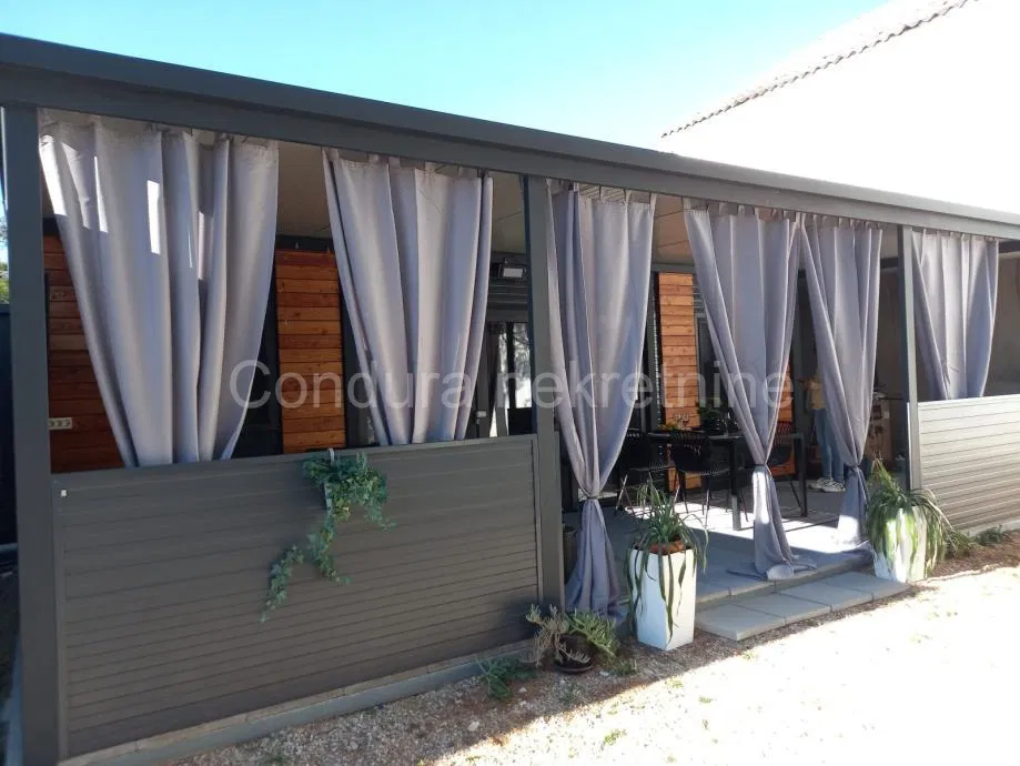 Privlaka, Mobilheim 58 m² – 50 Meter vom Meer entfernt