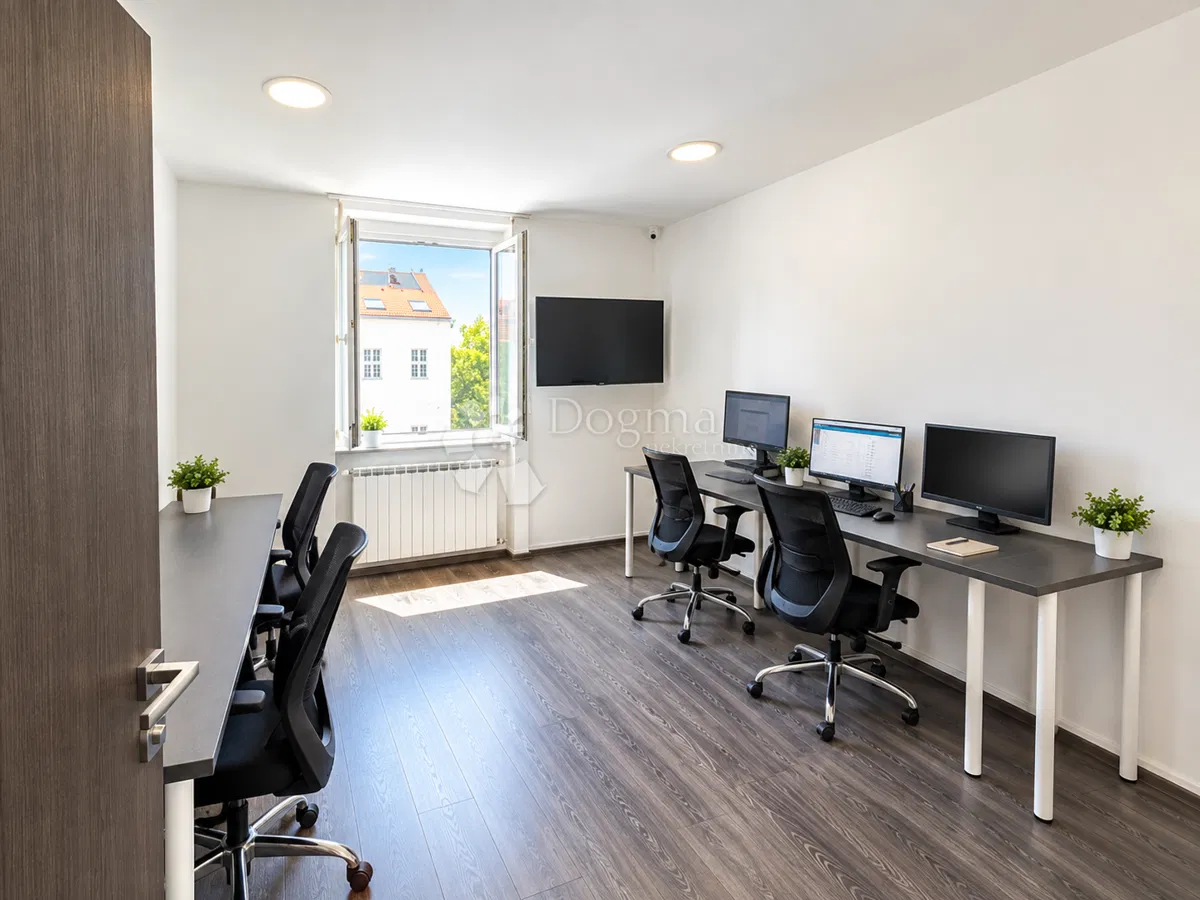 Locale commerciale Cvjetno naselje, Trnje, 31m2