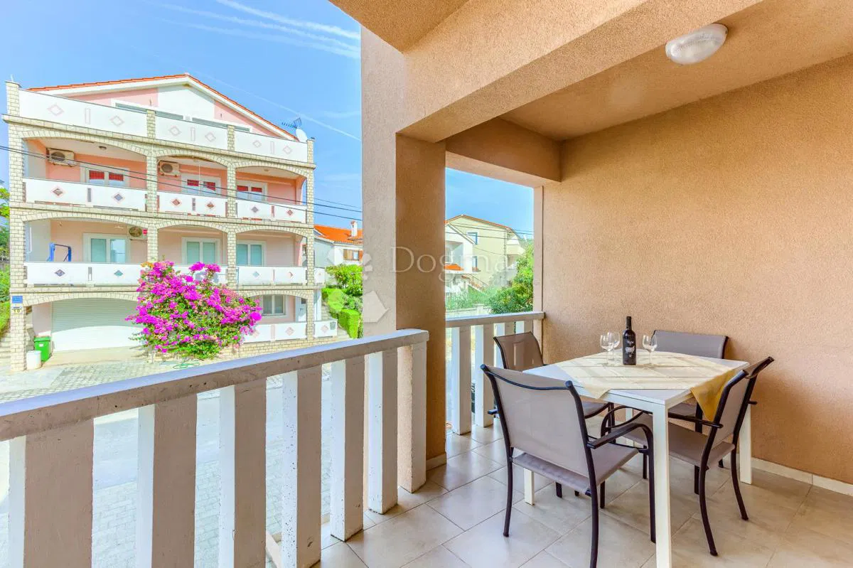 Sveti Petar na moru, stan u kući, 30m2, terasa 12m2, najam