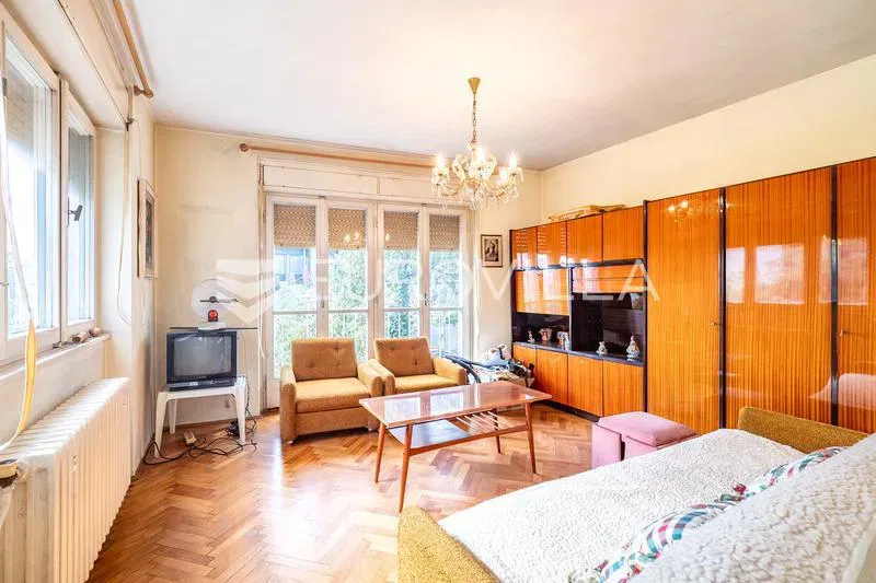 Zagreb, Zajčeva ulica, dvojna kuća na 4 etaže za renovaciju, rekonstrukciju