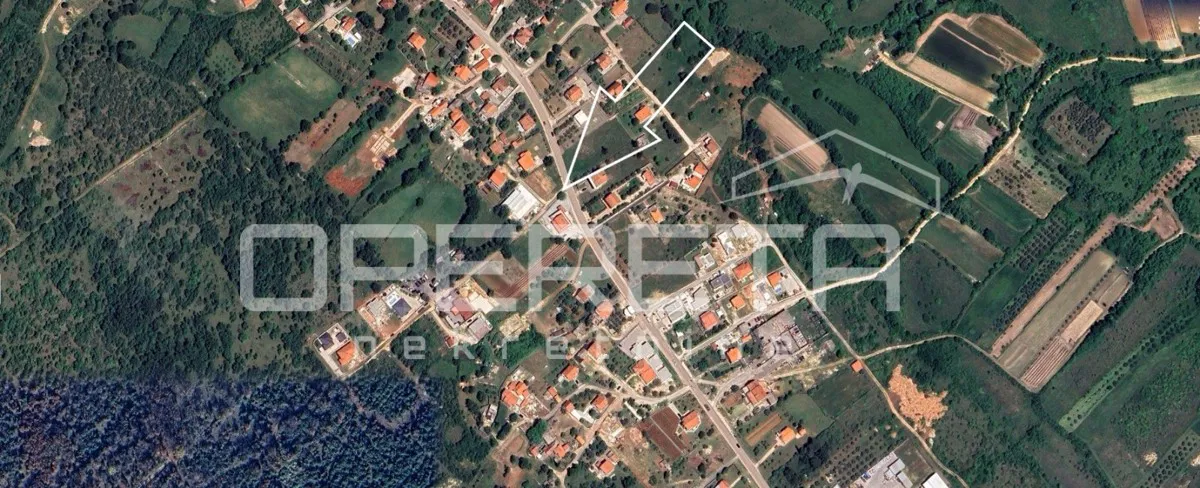 Građevinsko zemljište, blizina glavne ceste - 695 m2, Briševo, Zadar