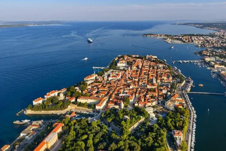 ZADAR – NOVOSTAVBA | BYTY OD 50 DO 210 m²
