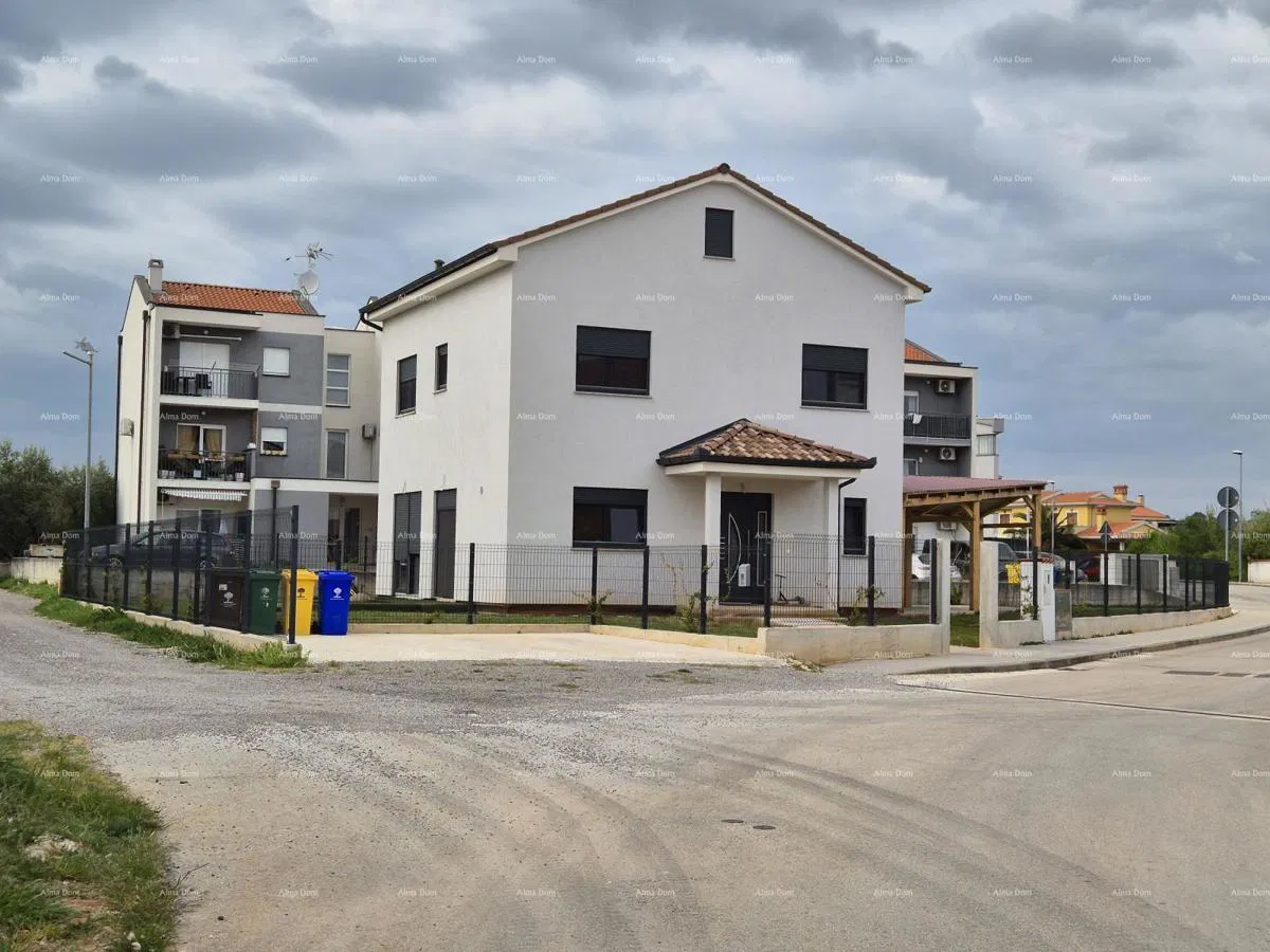 Prodaje se moderna montažna kuća u Fažani – 300 m od mora, mogućnost dogradnje