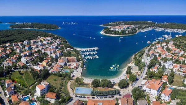 Pješčana Uvala – Kuća s bazenom i zasebnim apartmanom, pogled na more, 300 m od plaže