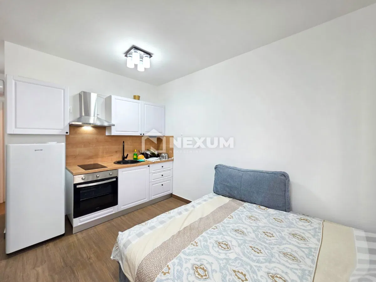 Apartment Kaštel Štafilić, Kaštela, 30m2