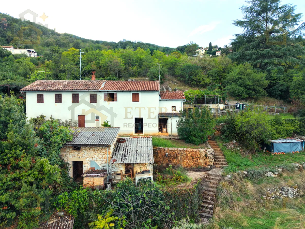 LOVRAN | KUĆA 130 + 30 m² + 1.709 m² + PANORAMA