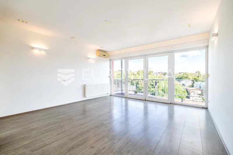 Zagreb, Maksimir, samostojeća kuća 152 m² s vrtom i garažom