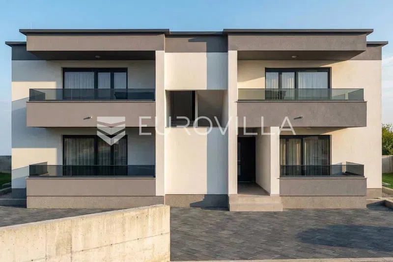 Rab, Kampor, Novogradnja, Dvosoban stan dnevni boravak parking 63 m²