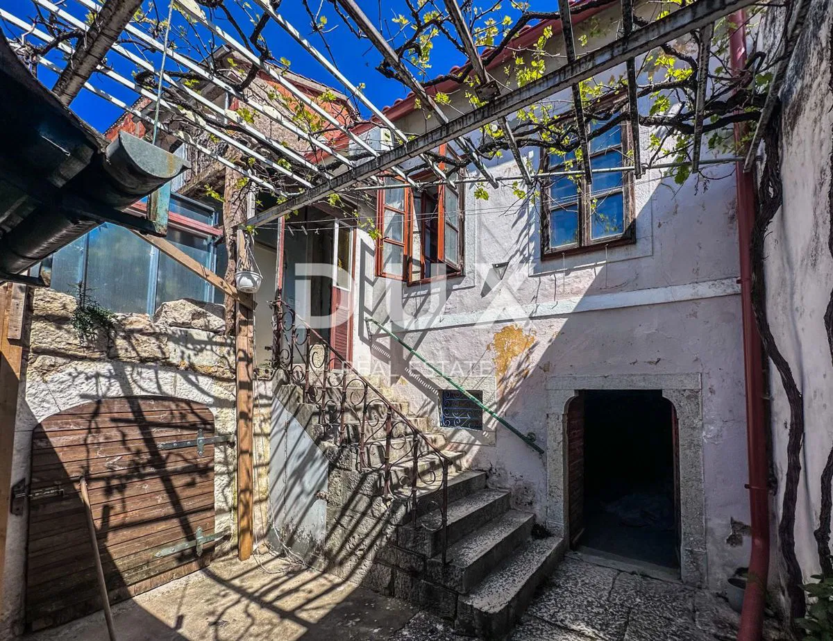Crikvenica, Grižane, kőház, 104 m²