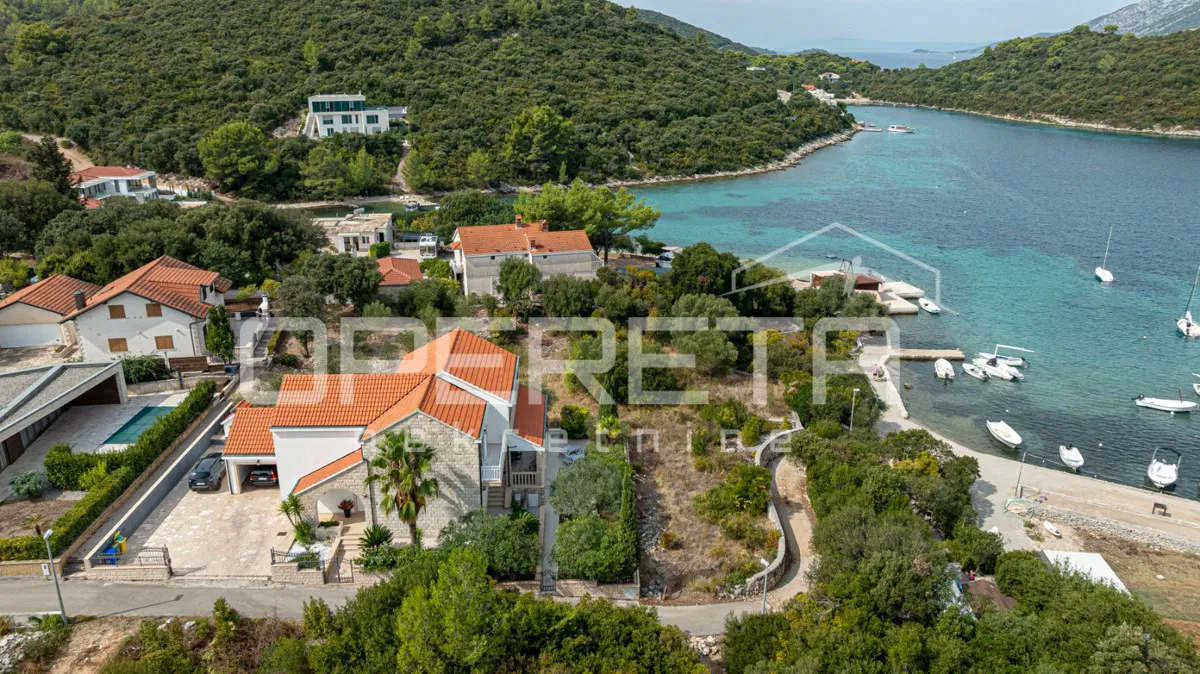 Vrbovica, Korčula - ekskluzivna kuća uz plažu s pogledom na Pelješki kanal