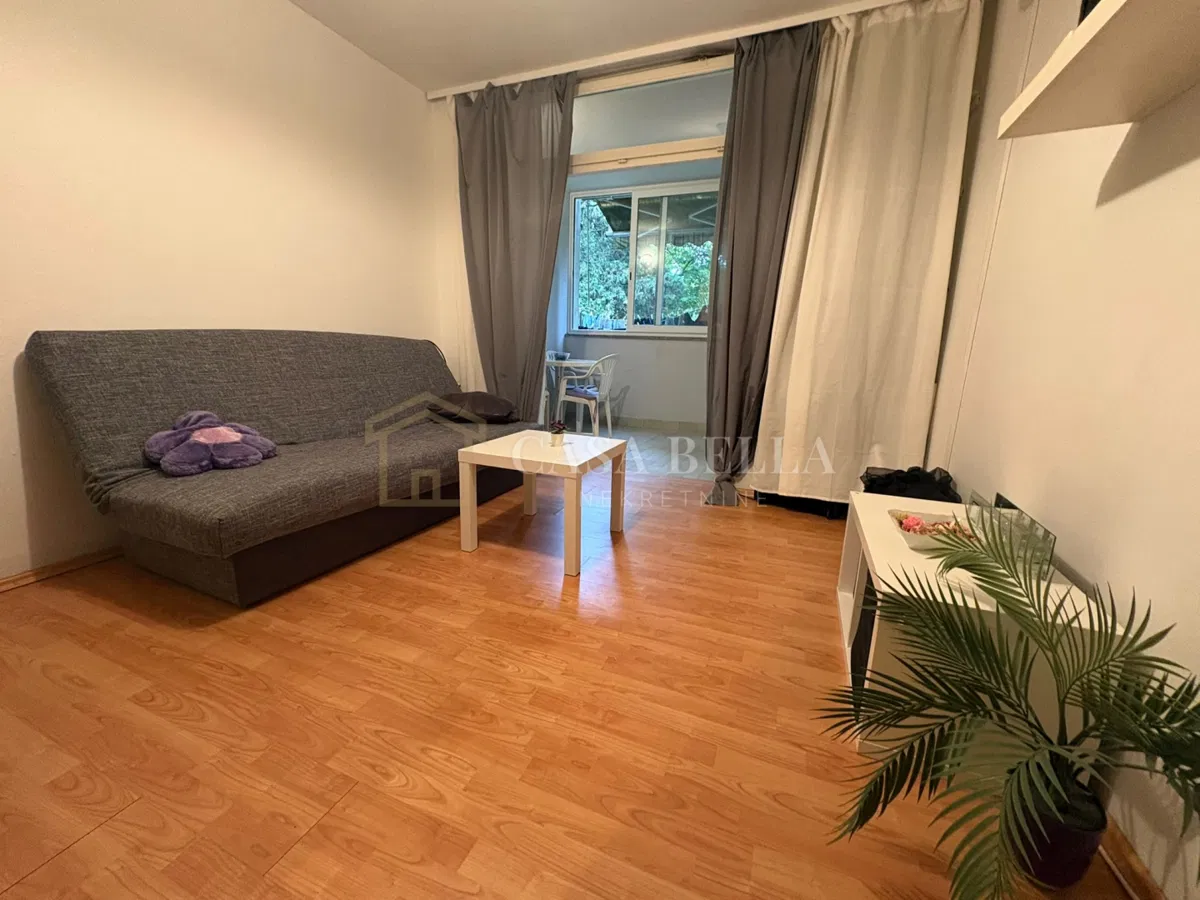 ČERVAR PORAT – STAN 30,65 M² U PRVOM REDU DO MORA