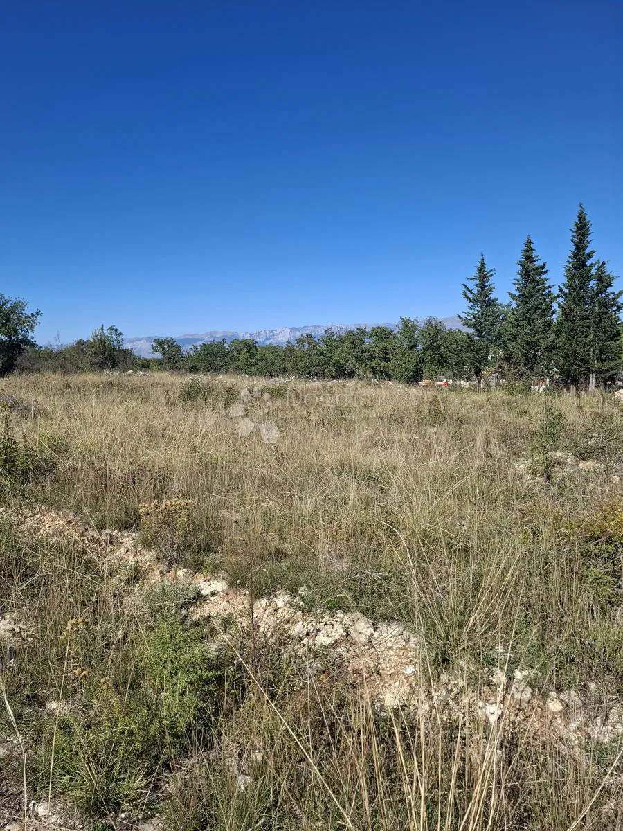Terreno edificabile Smilčić, Benkovac, 1.902m2
