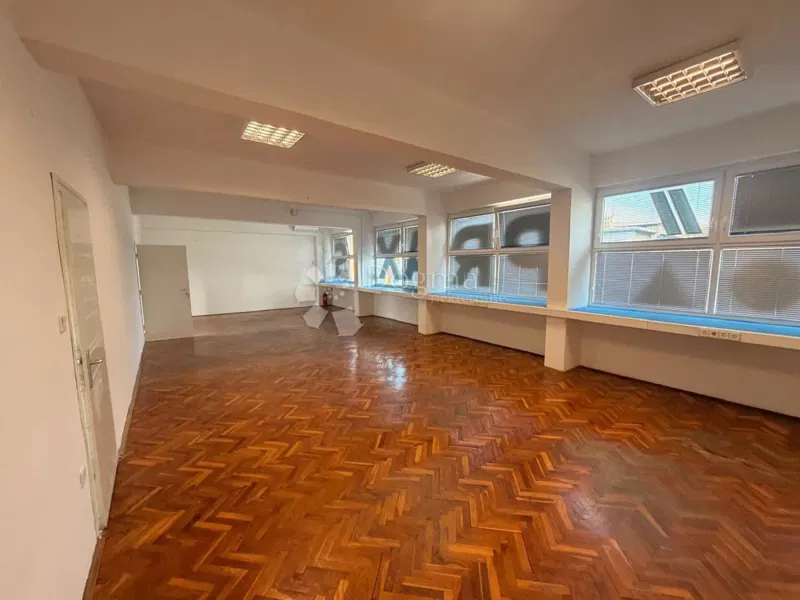 Lokal użytkowy Banija, Karlovac, 65m2