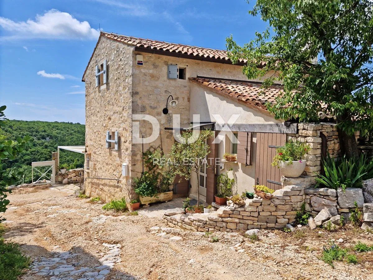 Istria, Buje, casa indipendente, 120 m², vista mare