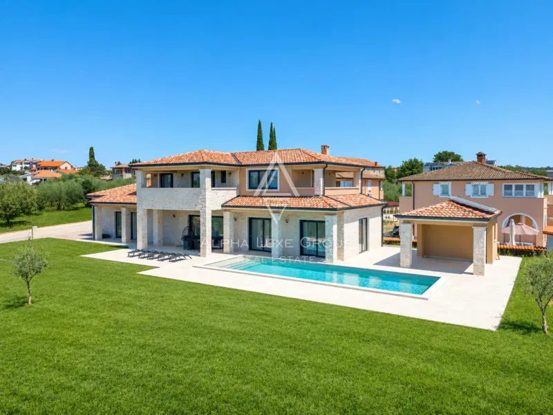 Istra, Poreč : Kamena vila s bazenom i pogledom na more