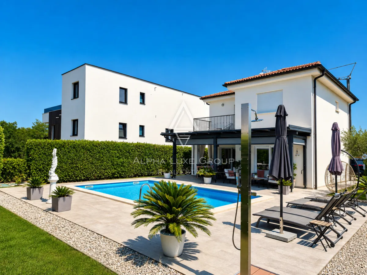 Isztria, Poreč : Villa 3 hálószobával és medencével