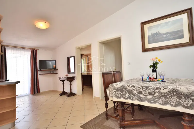 Vodice – opportunity! Entire-floor apartment arranged as 3 apartments – 3