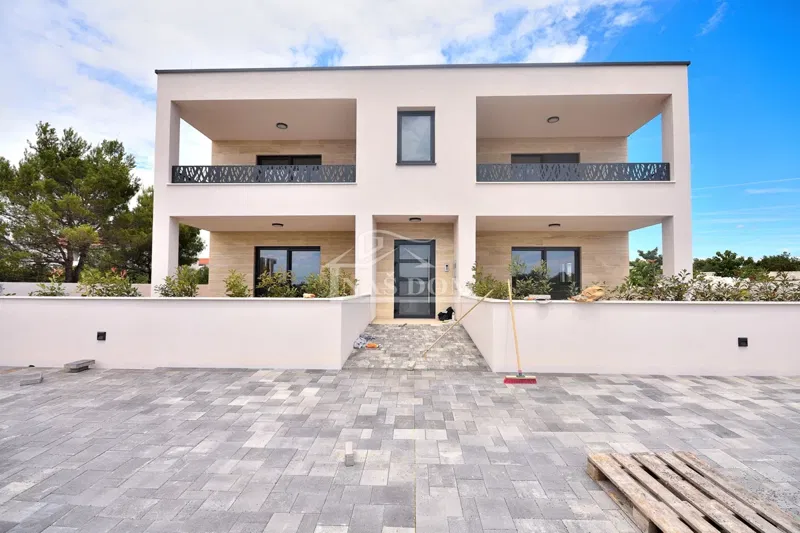 Vodice - apartment with a garden in a smaller urban villa in a quiet location – 2