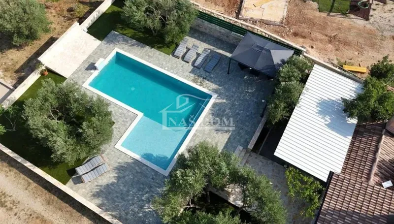 Dom Vodice, 4750m2 – 2