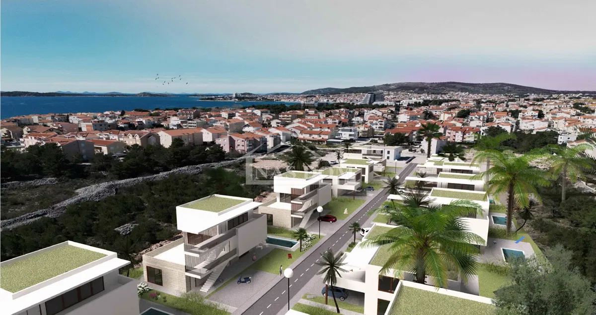 Baugrundstück mit Projekt für 4 Wohneinheiten – 550 m vom Strand, Srima