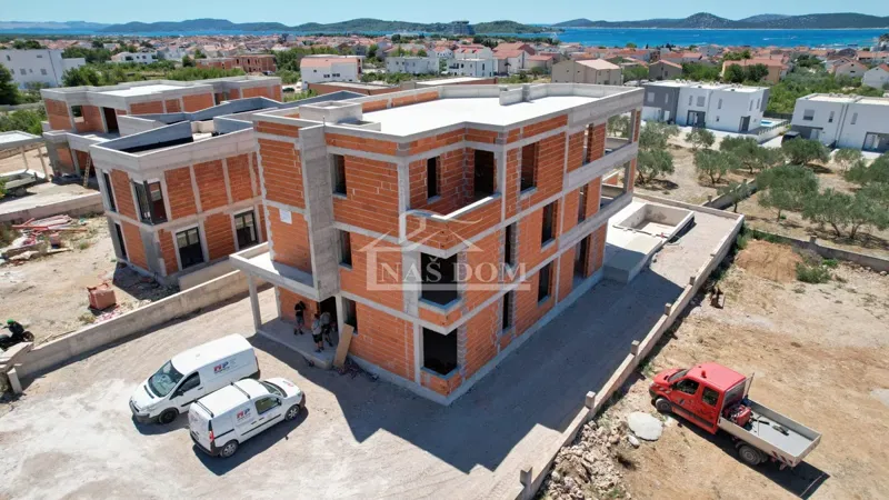 Luxury apartment S2 with a pool and garden on the ground floor of a new building – Vodice – 3