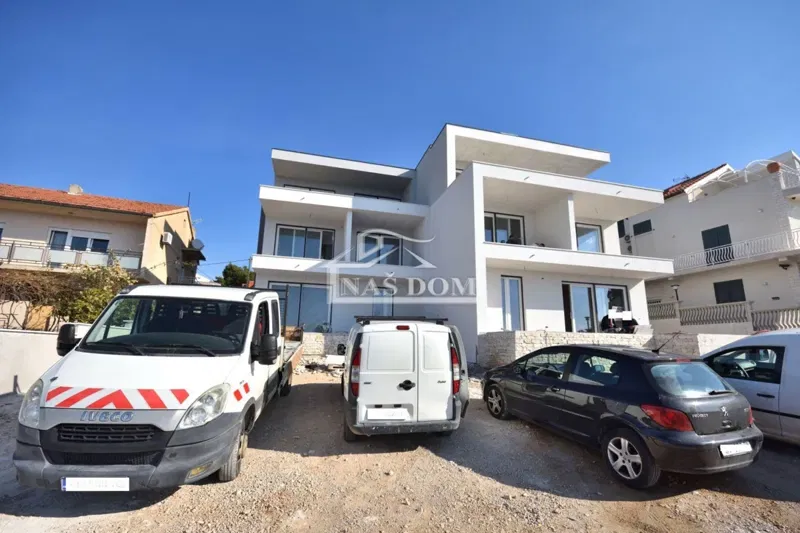 Prodaja, Stan, 2-sobni, Šibensko-kninska županija, Šibenik, Brodarica