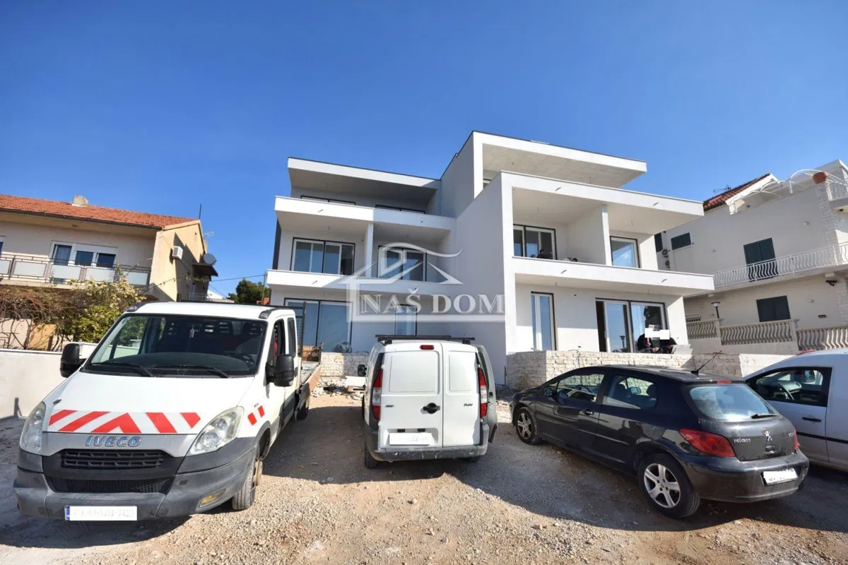 Prodaja, Stan, 2-sobni, Šibensko-kninska županija, Šibenik, Brodarica