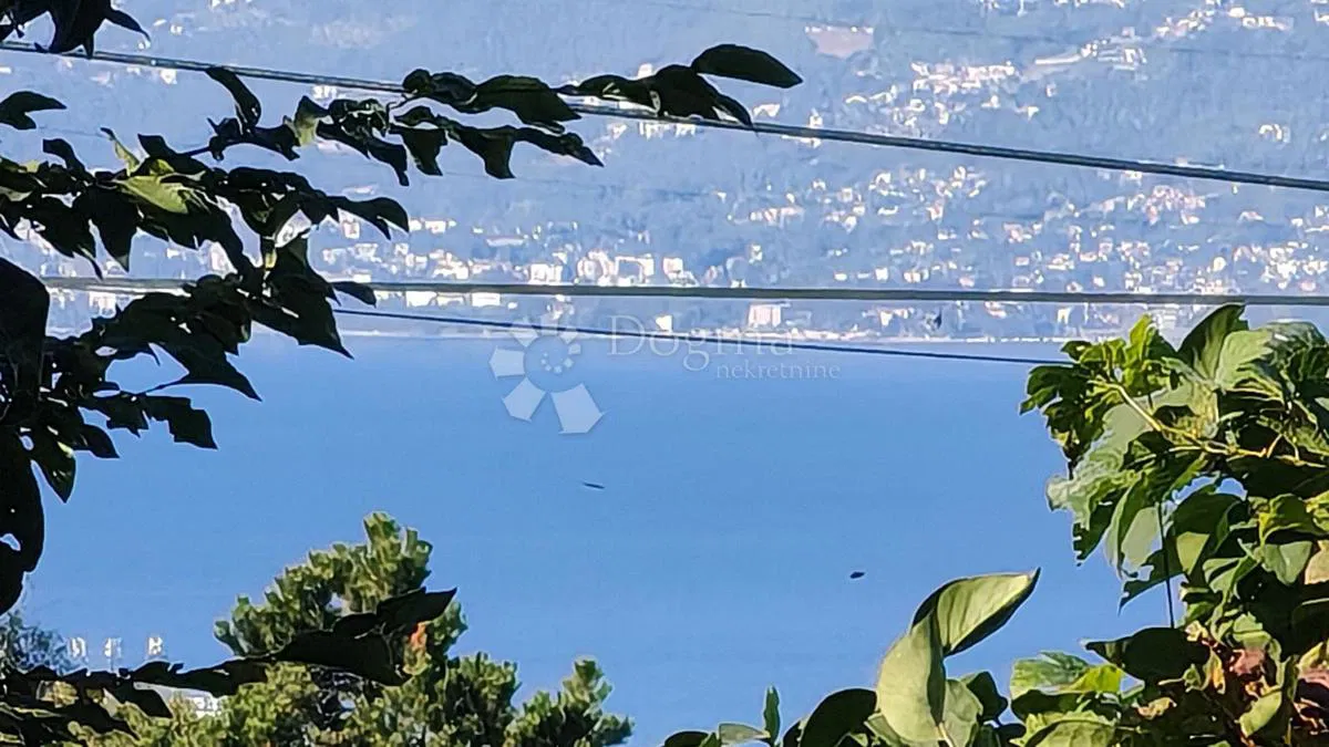 KOZALA-KUĆA SA DVA MANJA STANA