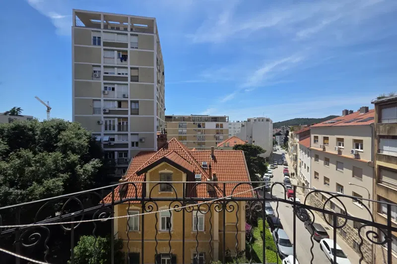 Četverosoban stan s pogledom na Marjan
