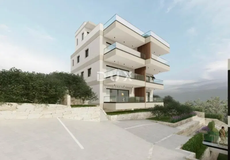 Trogir, Čiovo, 3-sobni stan u prizemlju s vrtom, 64,95 m²
