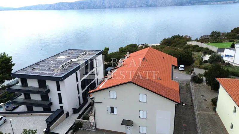 SMOKVICA KRMPOTSKA - moderno uređen stan na 30 metara od mora i plaže
