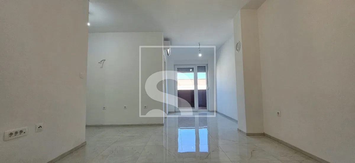 Novogradnja Pula, stan 44m2, 4.kat, lift