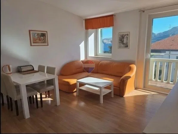 Otok Krk, Baška - stan 40m2 u centre sa pogledom