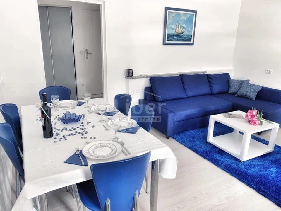 Centar, 107m2, 2s+db, Najam