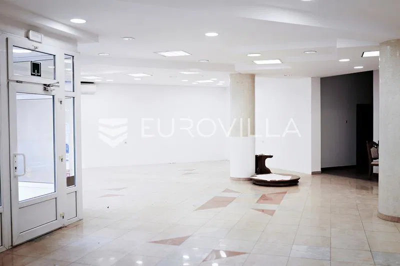 Virovitica, centar, stambeno, poslovna nekretnina s investicijskim potencijalom