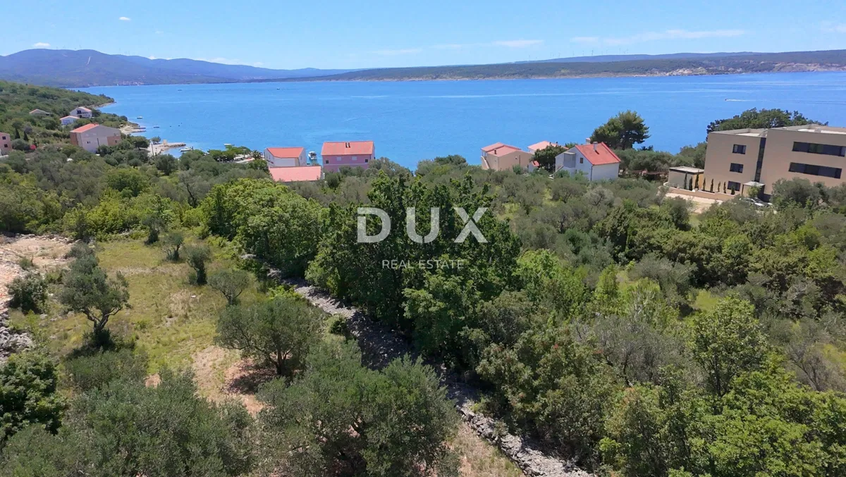 Maslenica, építési telek, 2401 m², 60 m-re a tengertől