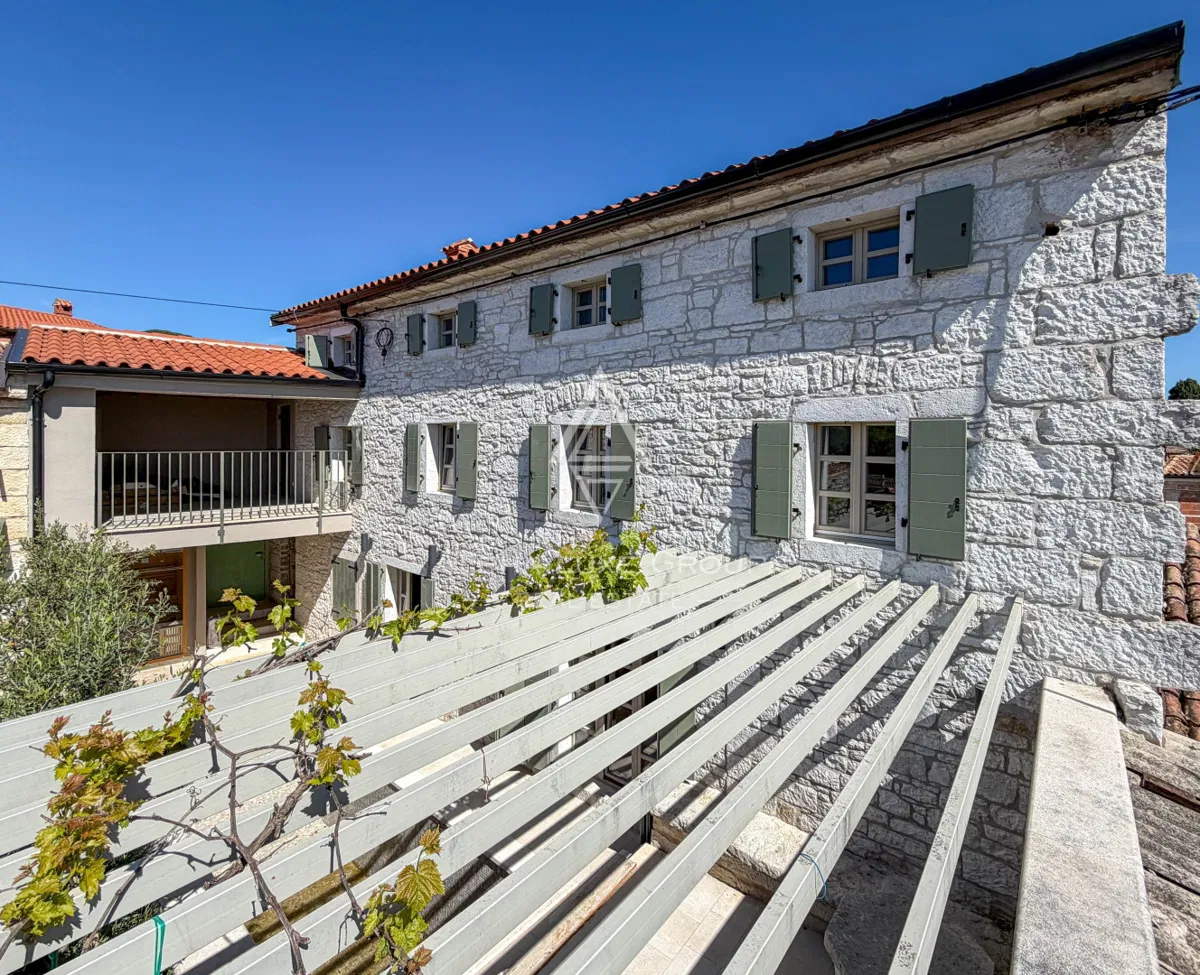 Istra, Poreč : Kamena kuća s panoramskim pogledom