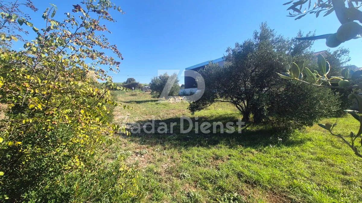 Grundstück von 987 m² an ausgezeichneter Lage in Turanj