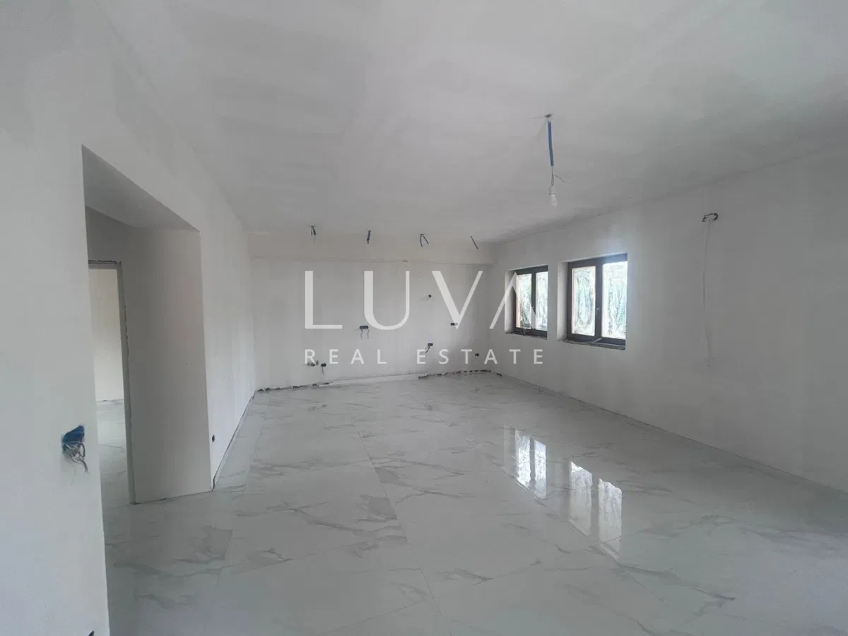 Istra, Poreč, 3S novo renovirani stan u kući, 82 m²