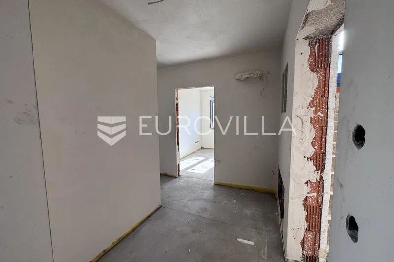 Slavonski Brod, Livada, trobsoban stan 70,41 m² u novogradnji