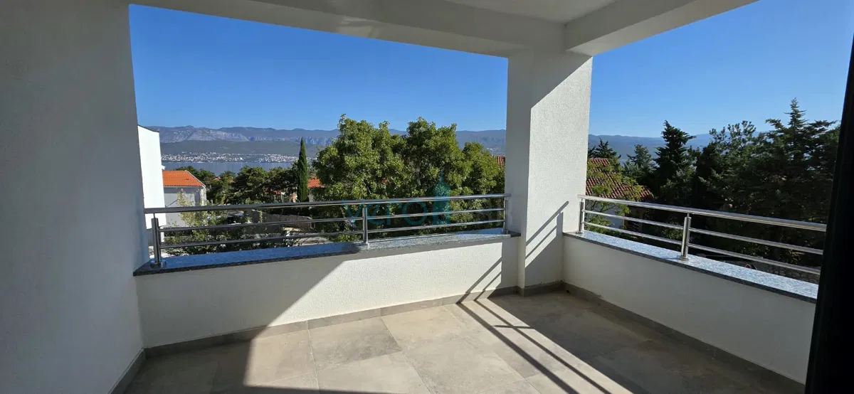 Šilo, otok Krk, dvosoban stan na 1 katu, novogradnja, pogled na more, prodaja