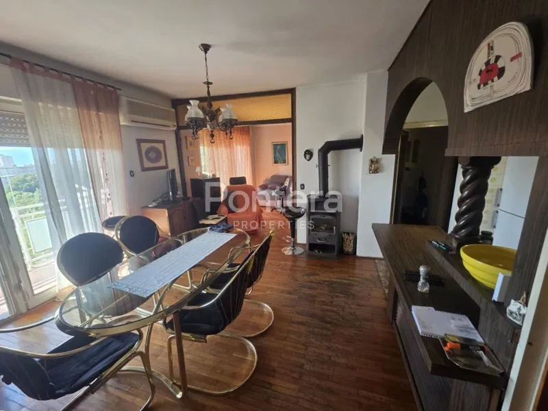 Wohnung Gornja Vežica, Rijeka, 135,83m2
