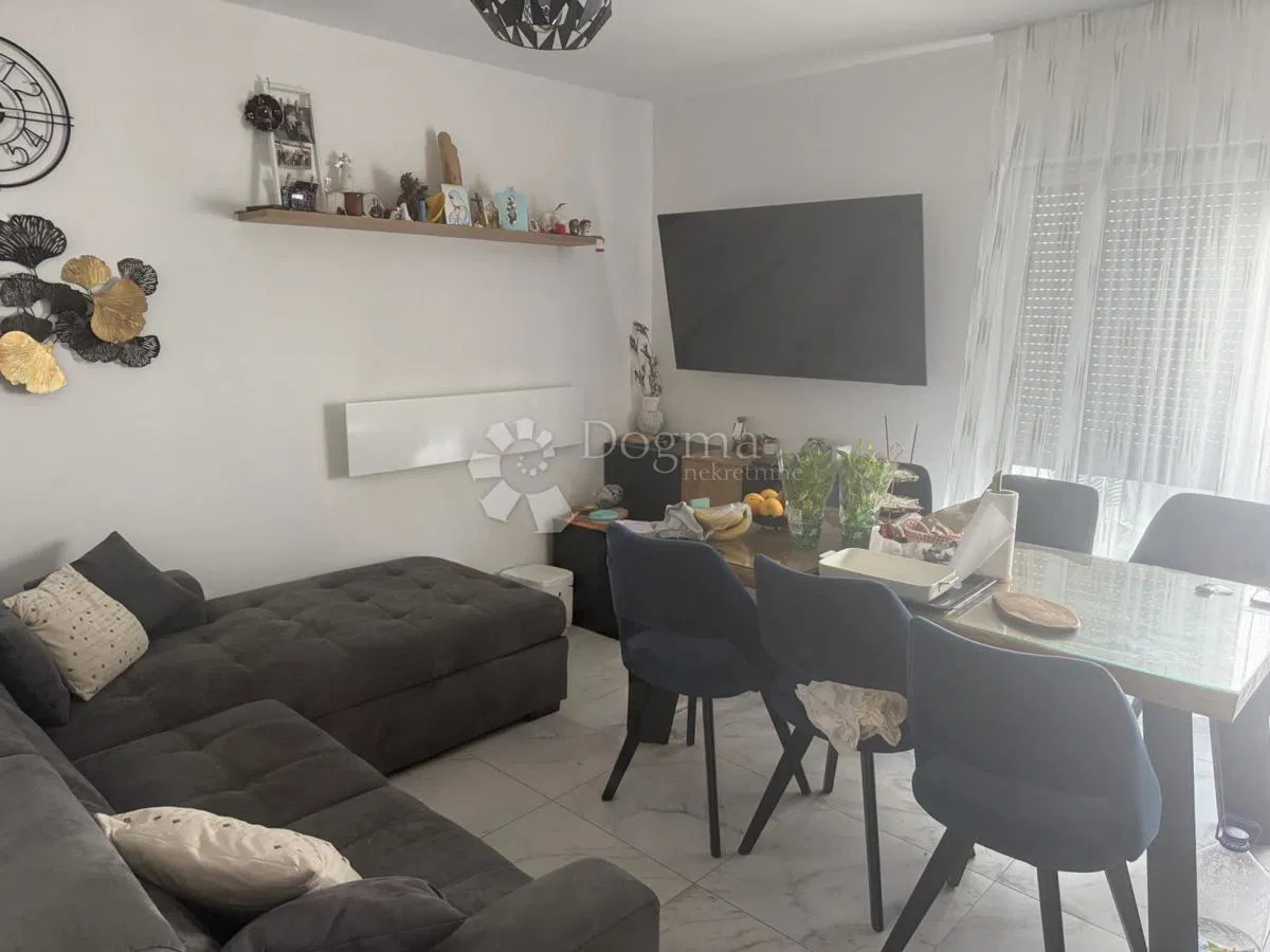 Stanovanje: Strožanac 61,66m2